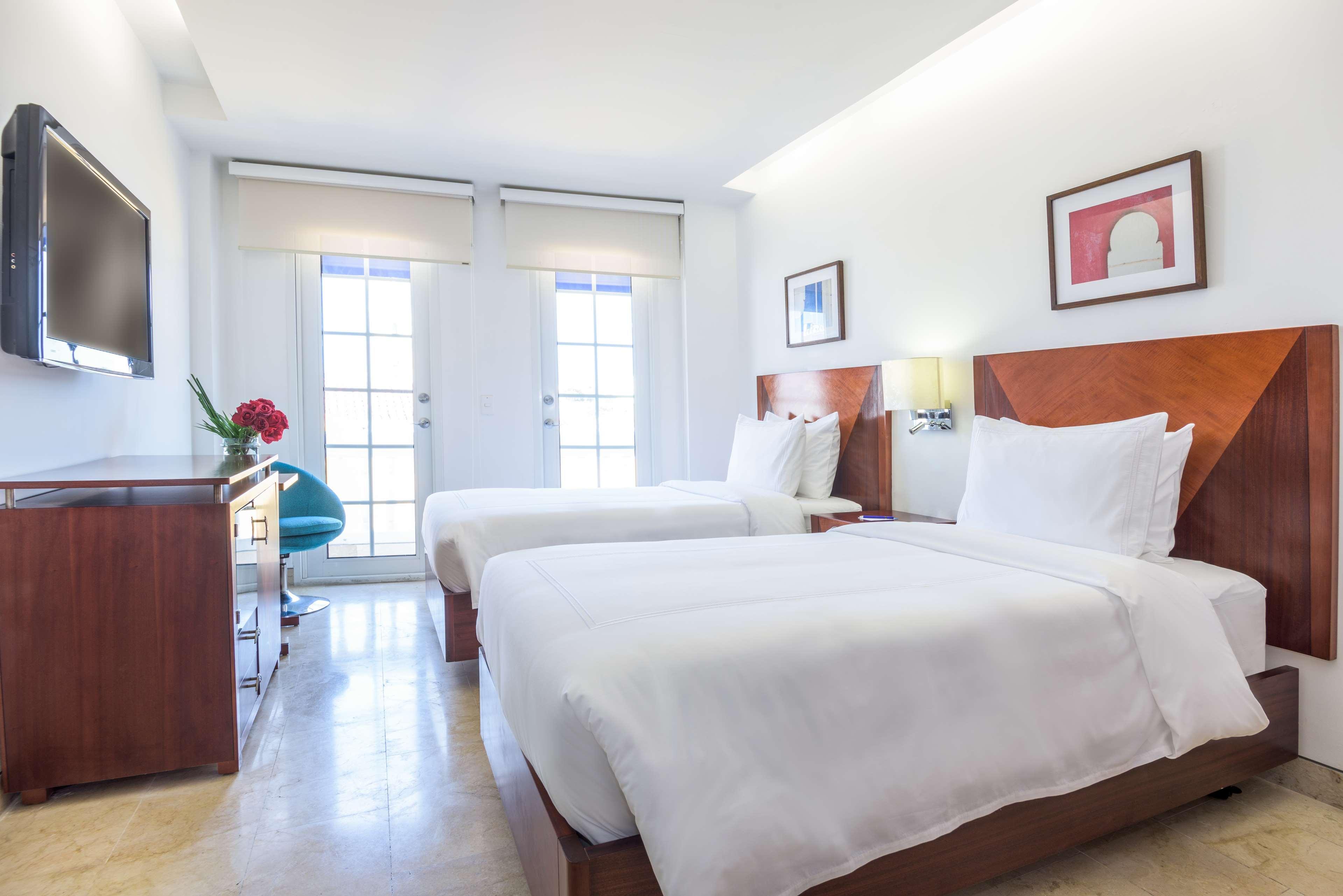 Hotel Nh Royal Urban Cartagena Esterno foto